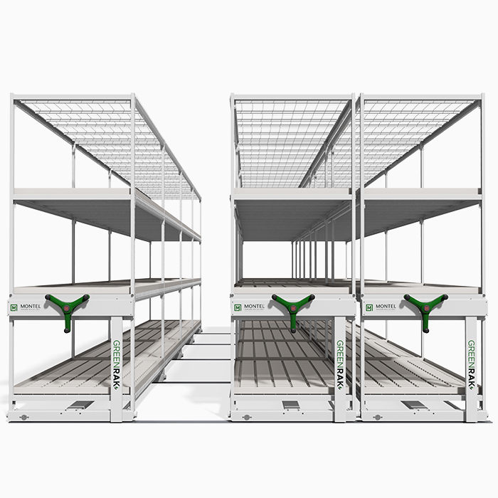 Vista frontal de un sistema de estanter&#237;as de metal de varios niveles para almacenamiento.